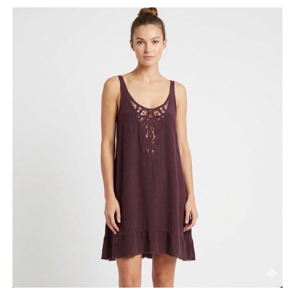 Aritzia Wilfred Lazare Silk Lace Dress in Burgundy